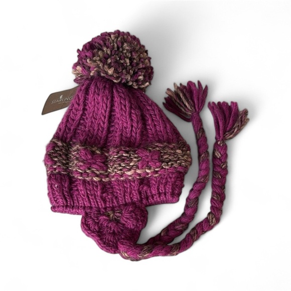 Starling Woman's Winter Hat Pom NEW! - Picture 1 of 4